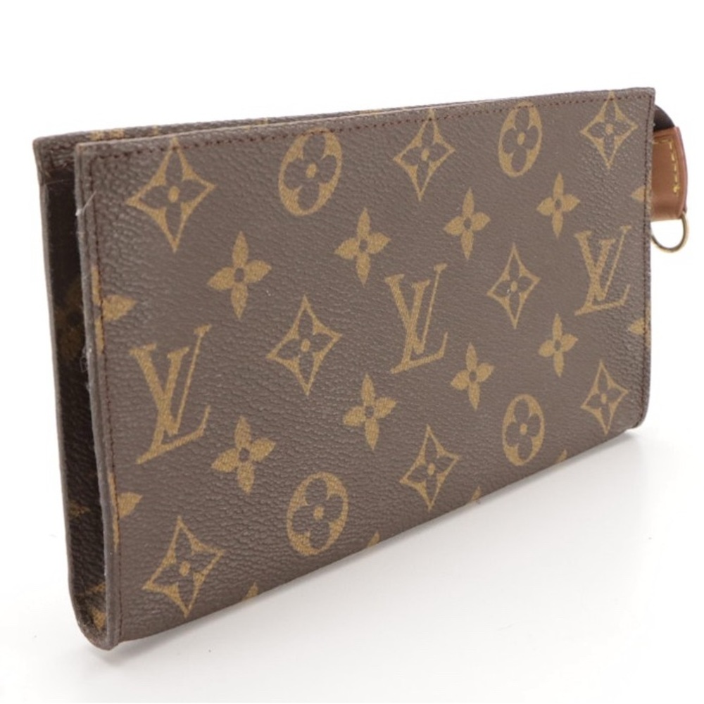 Louis Vuitton Marais GM Bucket Bag in Monogram Canvas and Leather - Picture 9 of 13